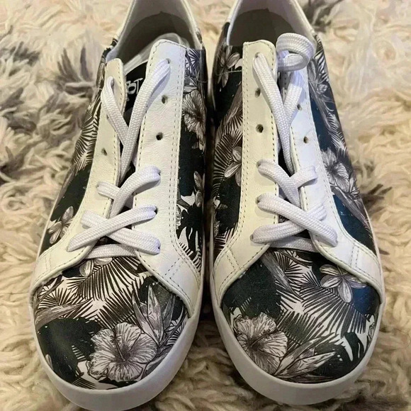 NEW OTBT court in tropical sneaker size 8.5 low top - Picture 8 of 8